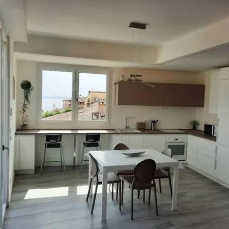 Dolcevivere Bardolino Apartment *